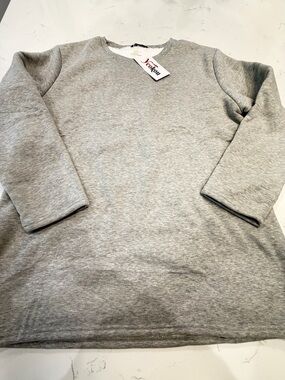 NWT Yeokou Light Gray Crewneck Sweatshirt